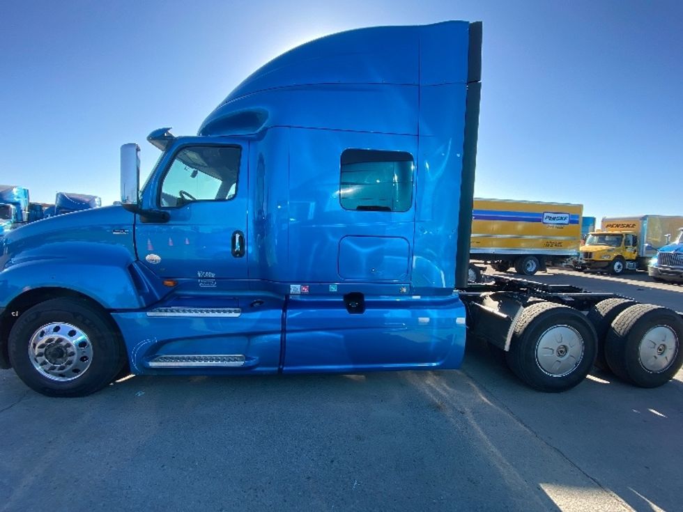 Sleeper Tractor-Heavy Duty Tractors-International-2020-LT625-El Paso-TX-750,148\n\t\tmiles-$ 28,250 - Image 4
