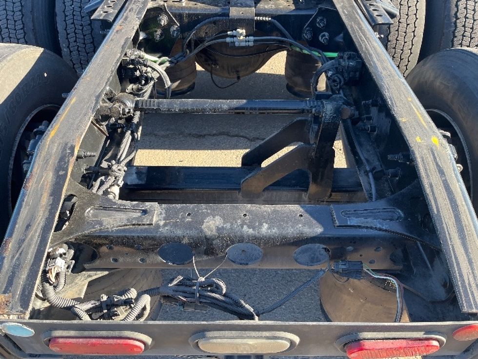 2020 International LT625 LT photo 6