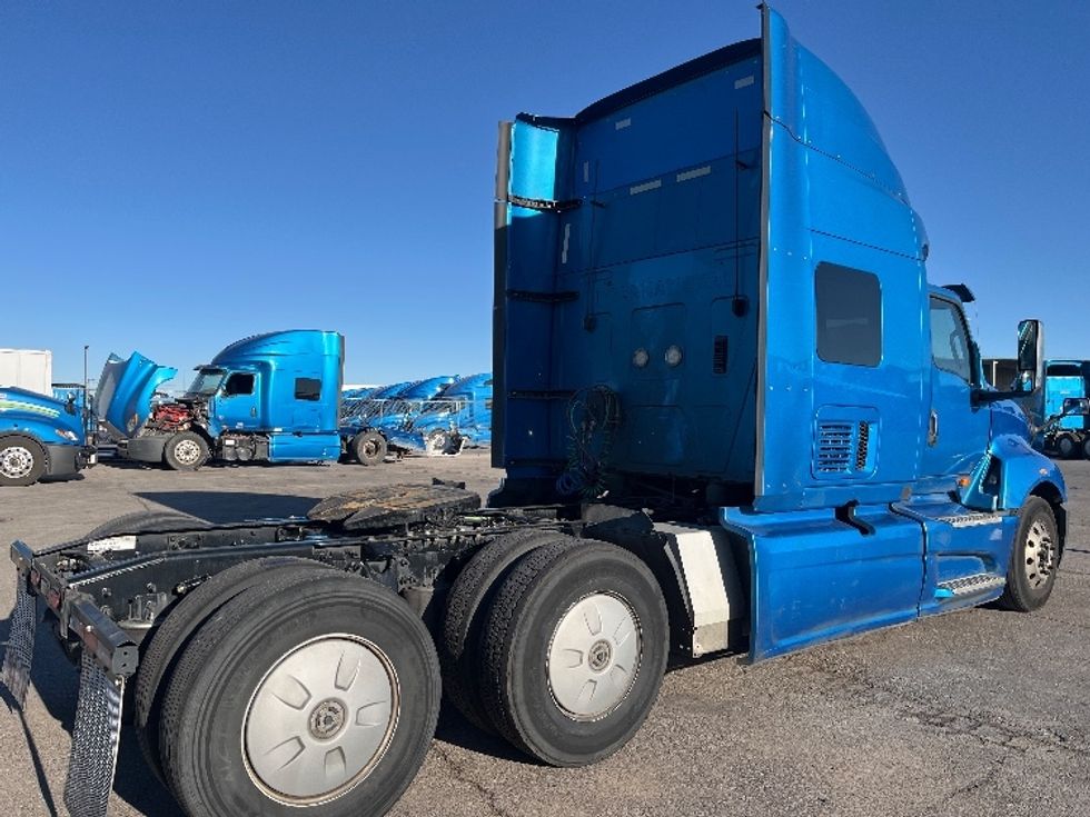 2020 International LT625 LT photo 7