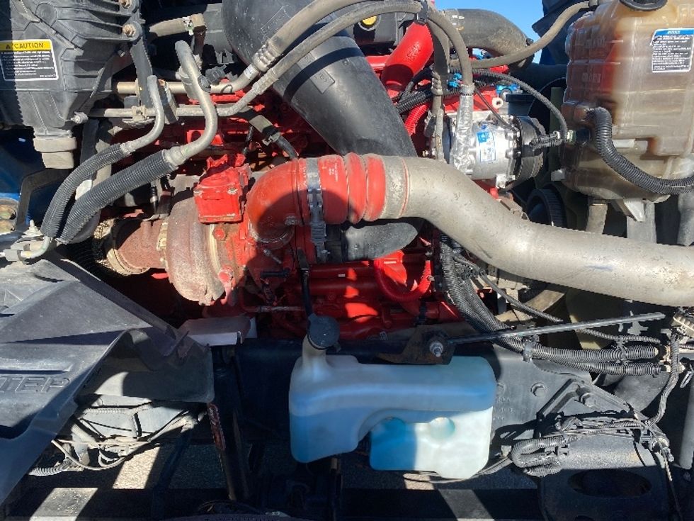 2020 International LT625 LT photo 17