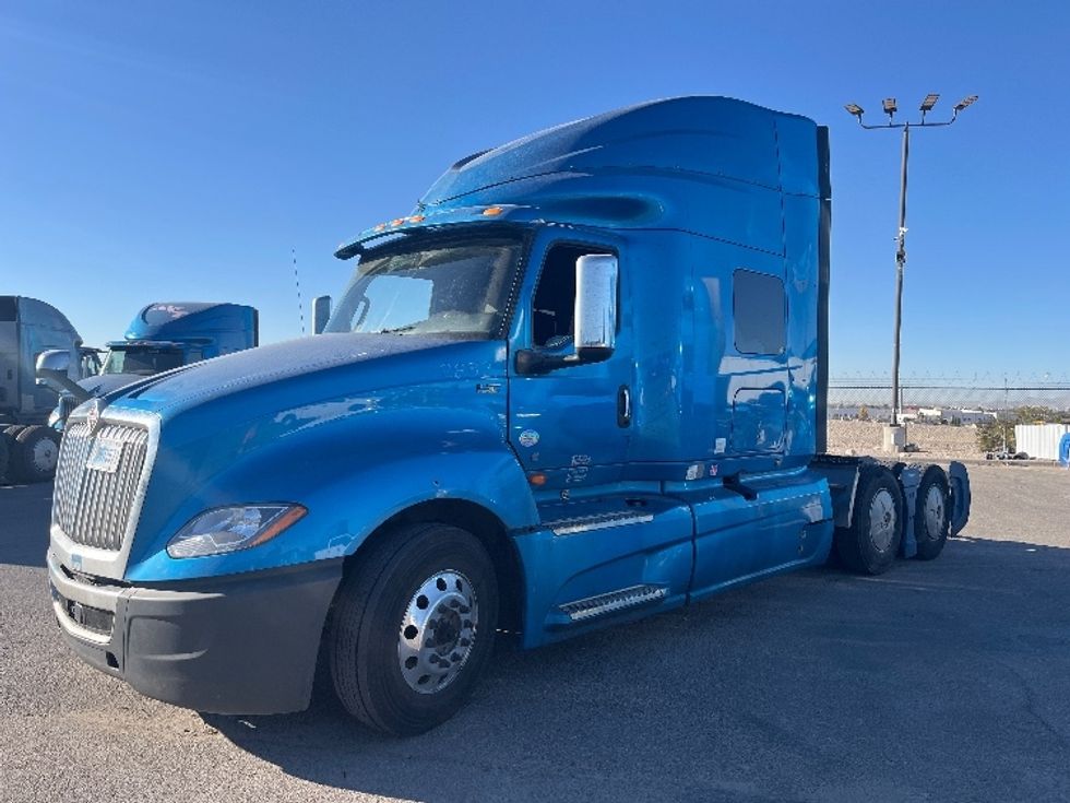 Sleeper Tractor-Heavy Duty Tractors-International-2020-LT625-El Paso-TX-751,389\n\t\tmiles-$ 28,250 - Image 3