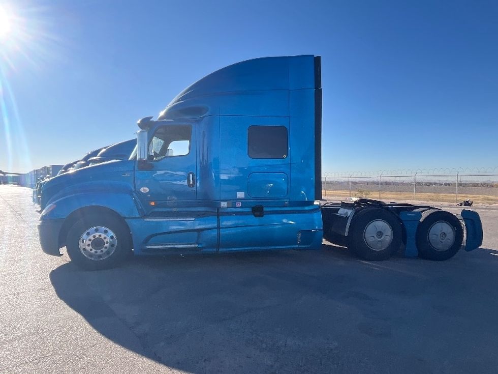 Sleeper Tractor-Heavy Duty Tractors-International-2020-LT625-El Paso-TX-751,389\n\t\tmiles-$ 28,250 - Image 4