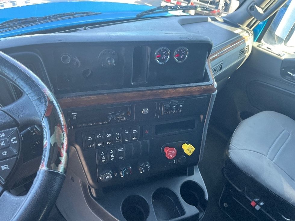 Sleeper Tractor-Heavy Duty Tractors-International-2020-LT625-El Paso-TX-752,248\n\t\tmiles-$ 28,000 - Image 10