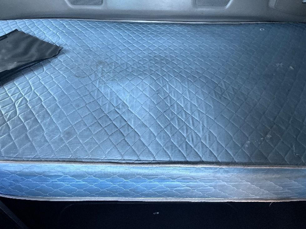 Sleeper Tractor-Heavy Duty Tractors-International-2020-LT625-El Paso-TX-752,248\n\t\tmiles-$ 28,000 - Image 17