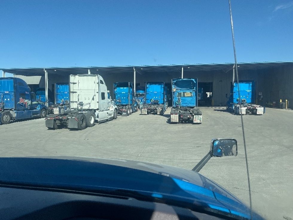 Sleeper Tractor-Heavy Duty Tractors-International-2020-LT625-El Paso-TX-753,707\n\t\tmiles-$ 28,000 - Image 14