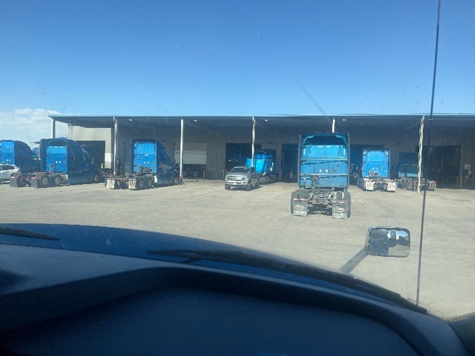 Sleeper Tractor-Heavy Duty Tractors-International-2020-LT625-El Paso-TX-753,821\n\t\tmiles-$ 28,000 - Image 14