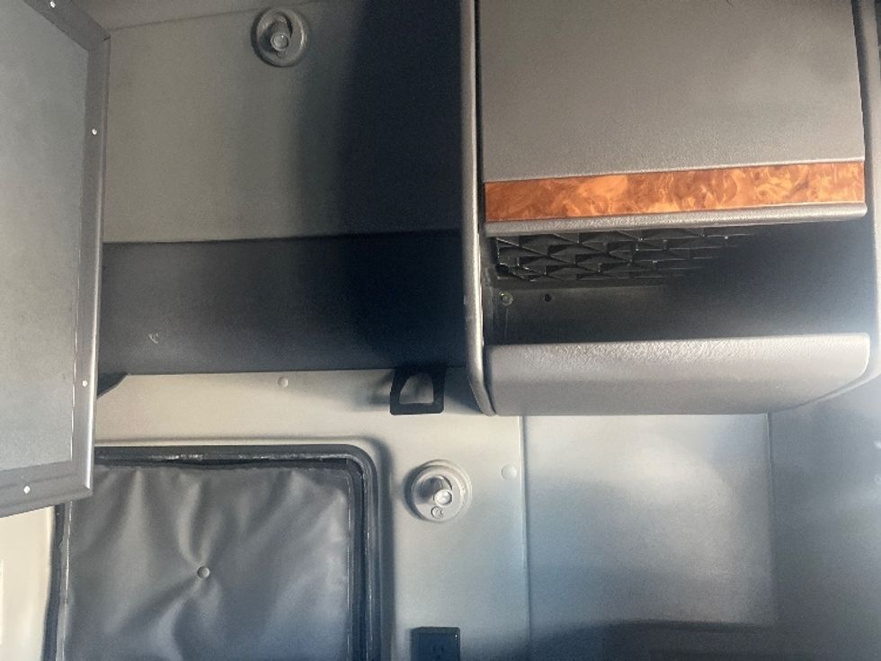 Sleeper Tractor-Heavy Duty Tractors-International-2020-LT625-El Paso-TX-753,821\n\t\tmiles-$ 28,000 - Image 18