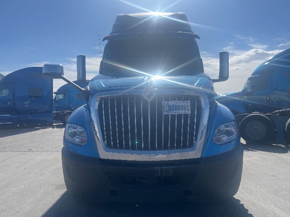 Sleeper Tractor-Heavy Duty Tractors-International-2020-LT625-El Paso-TX-753,821\n\t\tmiles-$ 28,000 - Image 2