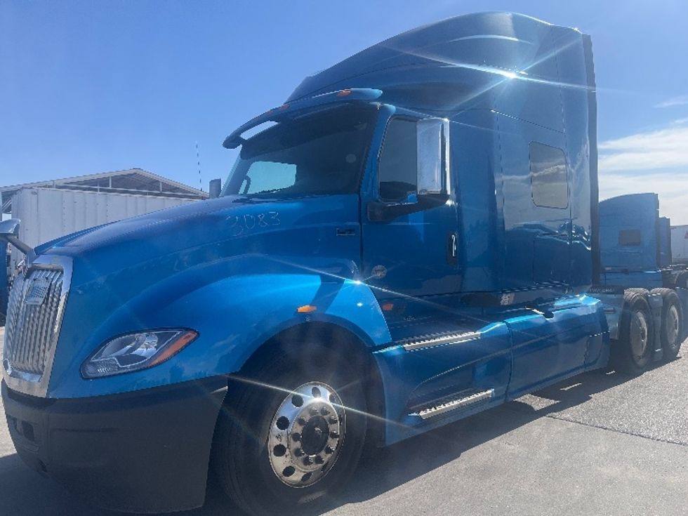 Sleeper Tractor-Heavy Duty Tractors-International-2020-LT625-El Paso-TX-753,821\n\t\tmiles-$ 28,000 - Image 3