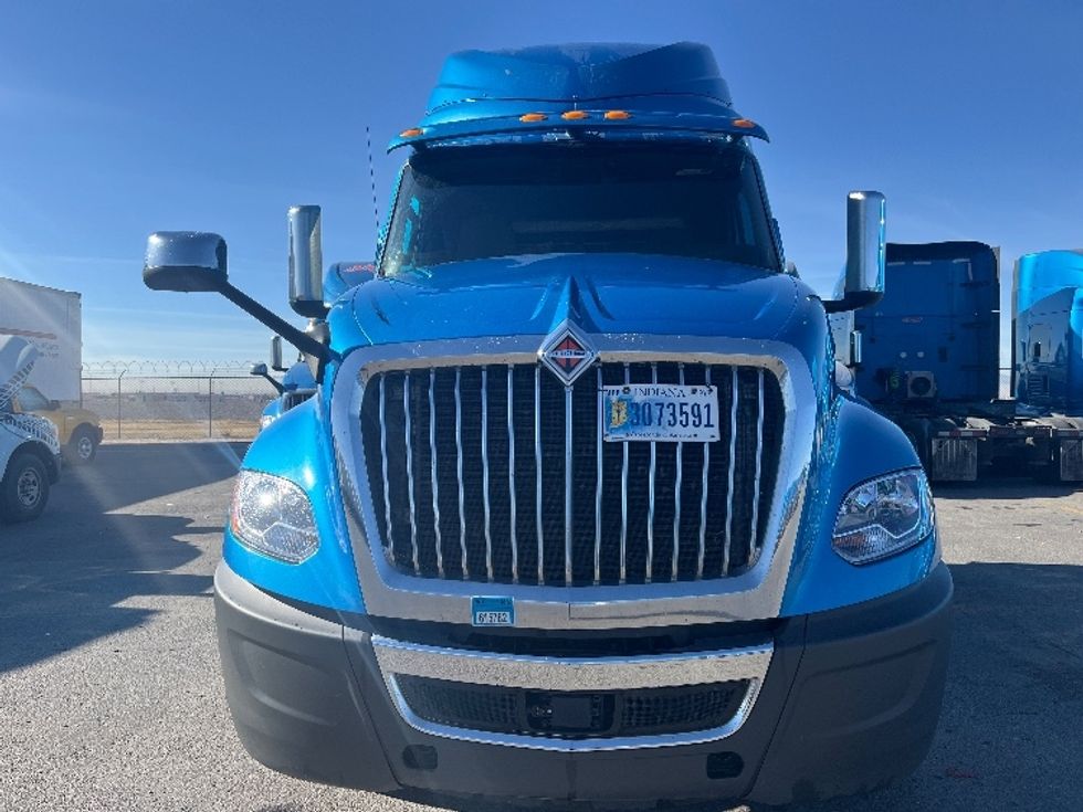 Sleeper Tractor-Heavy Duty Tractors-International-2020-LT625-El Paso-TX-754,052\n\t\tmiles-$ 28,000 - Image 2