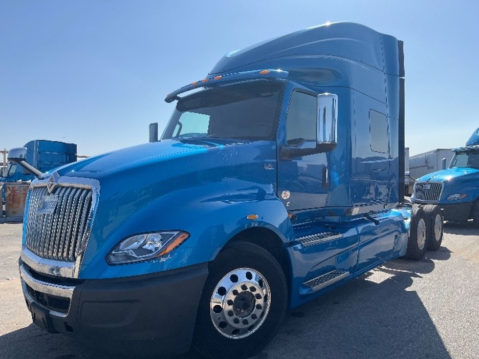 Sleeper Tractor-Heavy Duty Tractors-International-2020-LT625-El Paso-TX-757,249\n\t\tmiles-$ 28,000 - Image 3