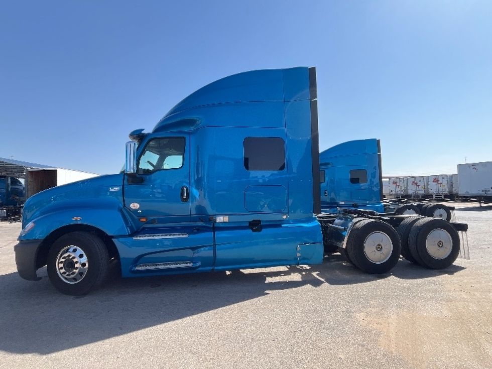 Sleeper Tractor-Heavy Duty Tractors-International-2020-LT625-El Paso-TX-757,249\n\t\tmiles-$ 28,000 - Image 4