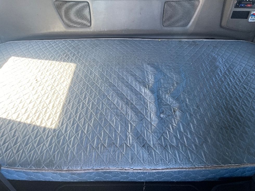 Sleeper Tractor-Heavy Duty Tractors-International-2020-LT625-El Paso-TX-757,924\n\t\tmiles-$ 28,000 - Image 17