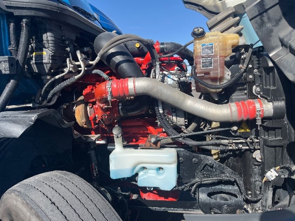 2020 International LT625 LT photo 15