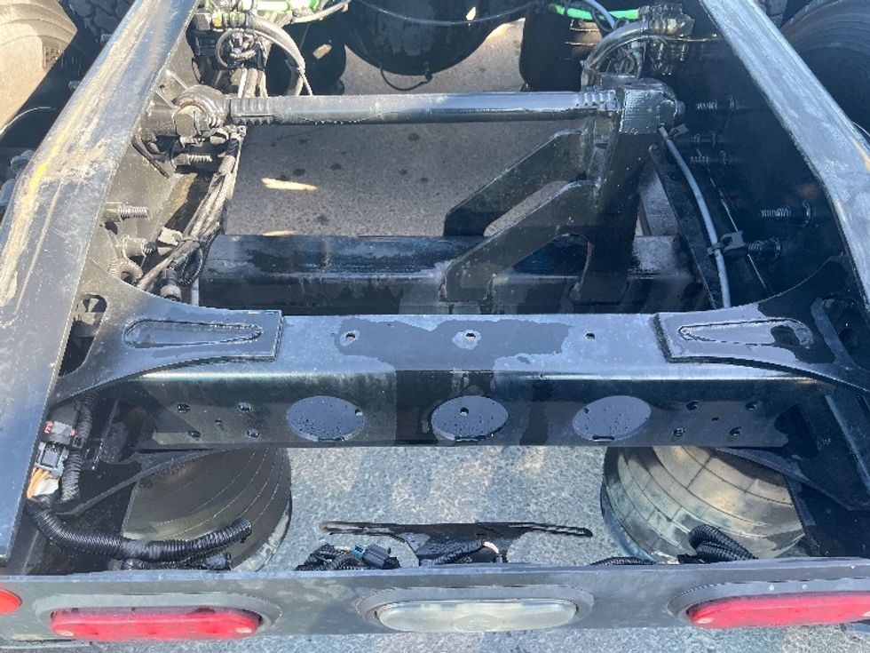 2020 International LT625 LT photo 6