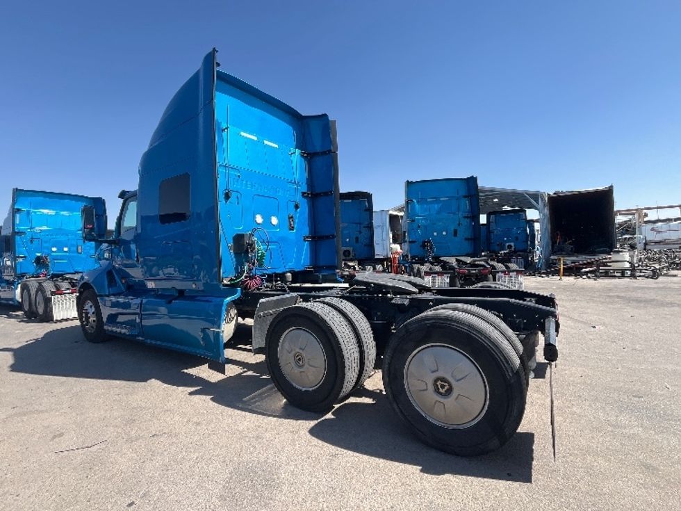 Sleeper Tractor-Heavy Duty Tractors-International-2020-LT625-El Paso-TX-758,313\n\t\tmiles-$ 28,000 - Image 5