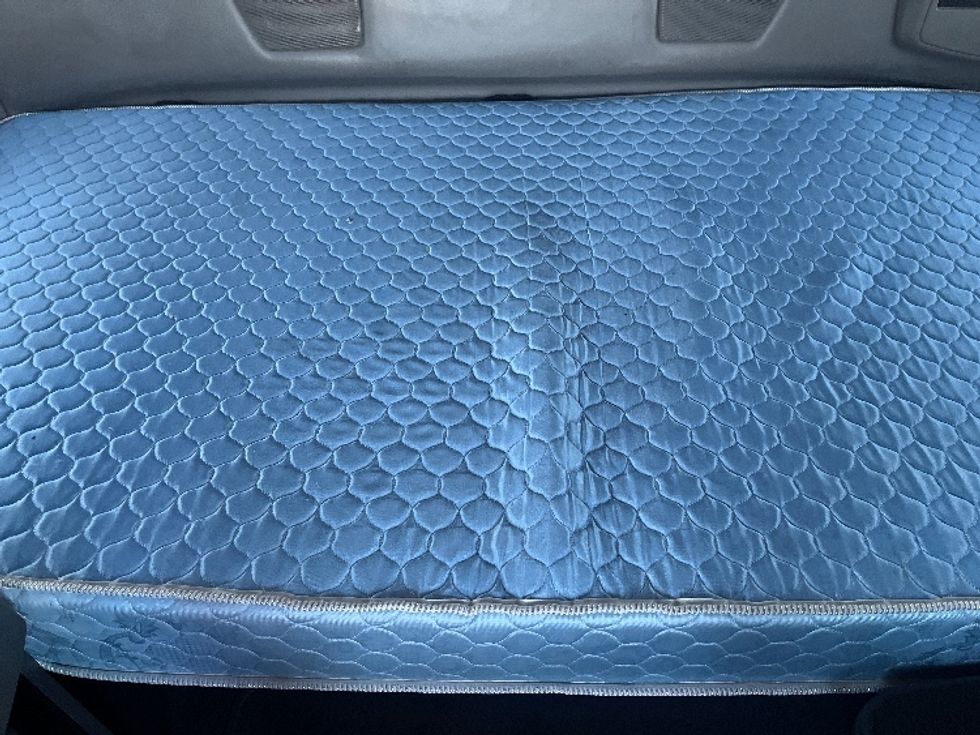 Sleeper Tractor-Heavy Duty Tractors-International-2020-LT625-El Paso-TX-759,333\n\t\tmiles-$ 28,000 - Image 17