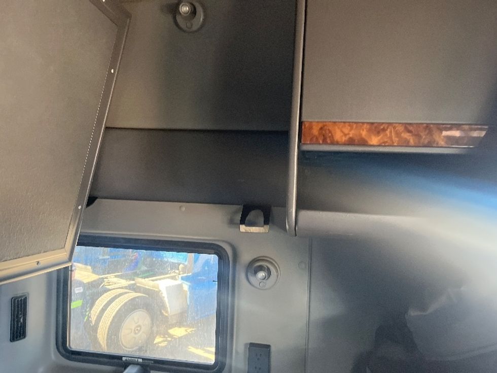 Sleeper Tractor-Heavy Duty Tractors-International-2020-LT625-El Paso-TX-759,333\n\t\tmiles-$ 28,000 - Image 18