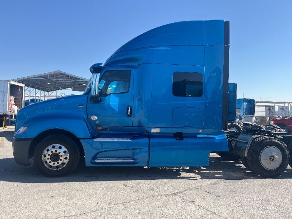 Sleeper Tractor-Heavy Duty Tractors-International-2020-LT625-El Paso-TX-759,333\n\t\tmiles-$ 28,000 - Image 4