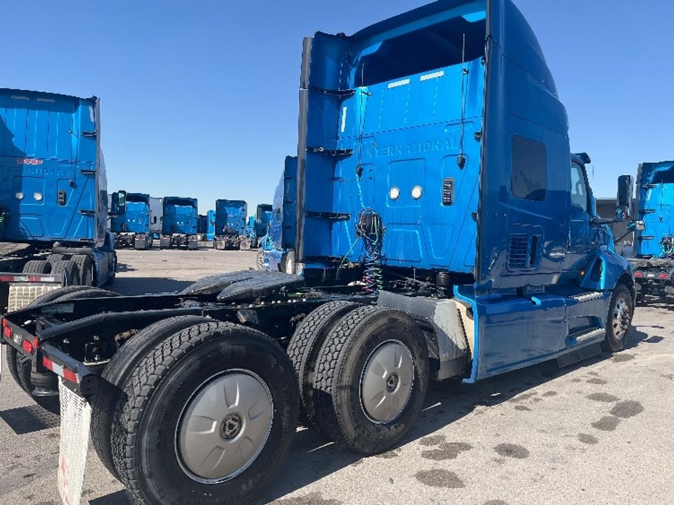 Sleeper Tractor-Heavy Duty Tractors-International-2020-LT625-El Paso-TX-759,333\n\t\tmiles-$ 28,000 - Image 7