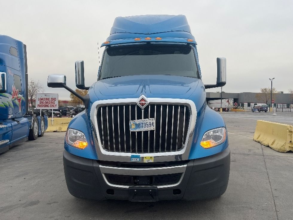 Sleeper Tractor-Heavy Duty Tractors-International-2020-LT625-El Paso-TX-759,368\n\t\tmiles-$ 28,000 - Image 2