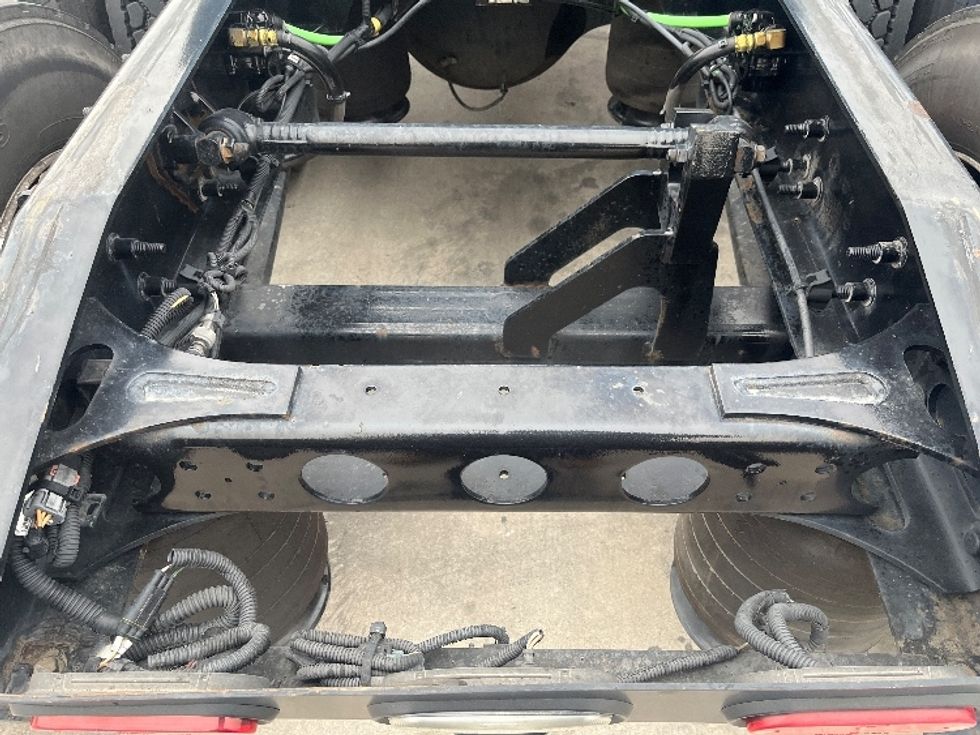 Sleeper Tractor-Heavy Duty Tractors-International-2020-LT625-El Paso-TX-759,368\n\t\tmiles-$ 28,000 - Image 6