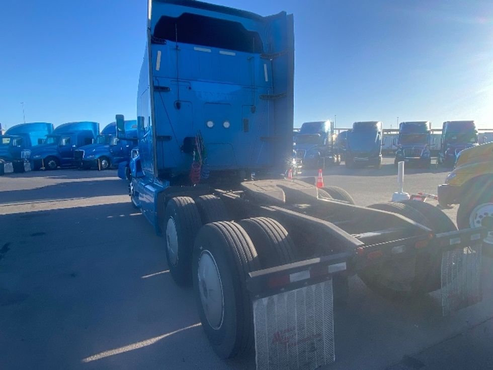 Sleeper Tractor-Heavy Duty Tractors-International-2020-LT625-El Paso-TX-759,446\n\t\tmiles-$ 28,000 - Image 5