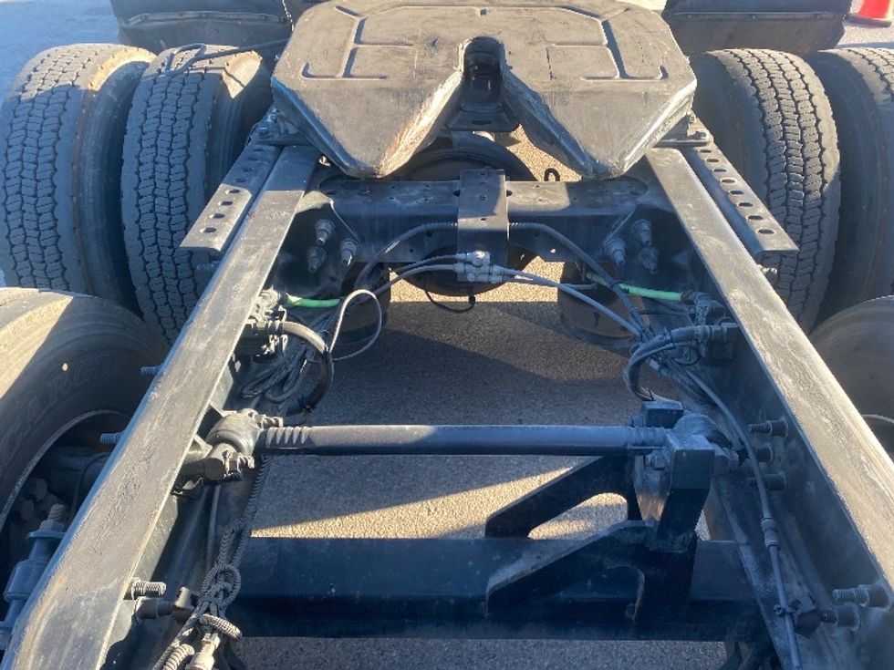 Sleeper Tractor-Heavy Duty Tractors-International-2020-LT625-El Paso-TX-759,446\n\t\tmiles-$ 28,000 - Image 6