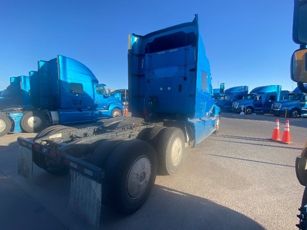 Sleeper Tractor-Heavy Duty Tractors-International-2020-LT625-El Paso-TX-759,446\n\t\tmiles-$ 28,000 - Image 7