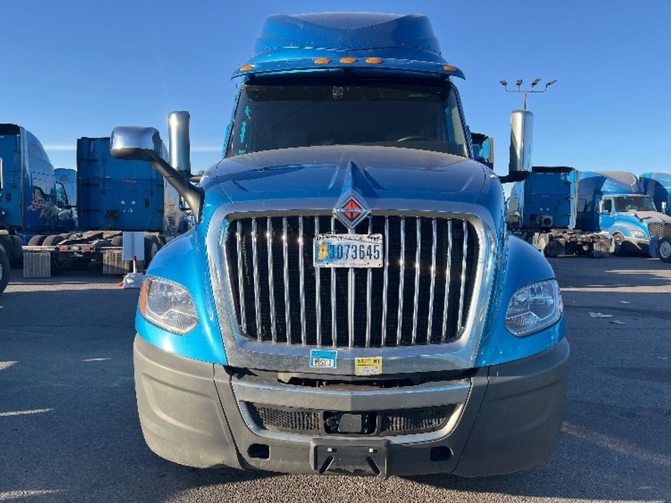 Sleeper Tractor-Heavy Duty Tractors-International-2020-LT625-El Paso-TX-764,519\n\t\tmiles-$ 28,000 - Image 2