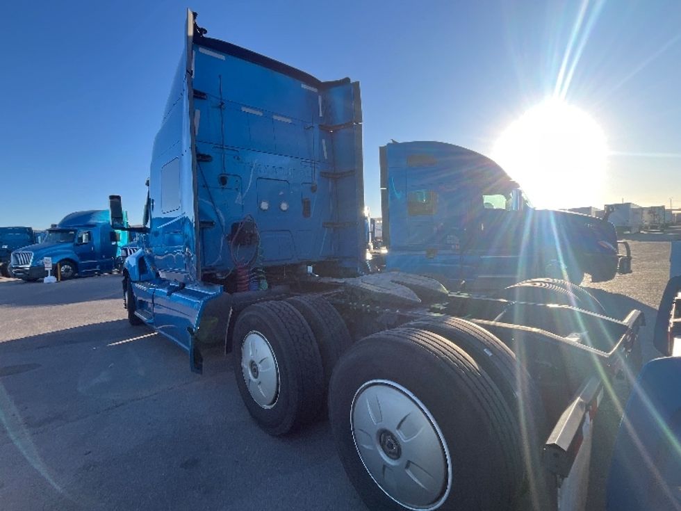 Sleeper Tractor-Heavy Duty Tractors-International-2020-LT625-El Paso-TX-764,519\n\t\tmiles-$ 28,000 - Image 5