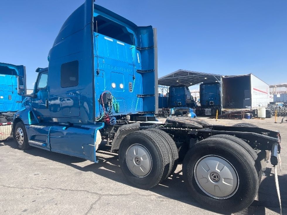 Sleeper Tractor-Heavy Duty Tractors-International-2020-LT625-El Paso-TX-767,188\n\t\tmiles-$ 28,000 - Image 5