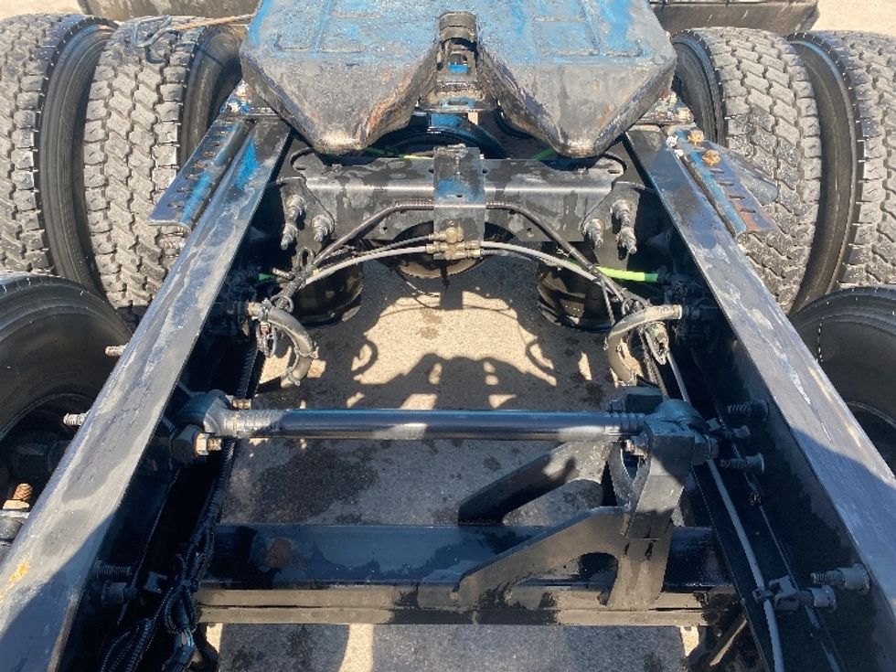 Sleeper Tractor-Heavy Duty Tractors-International-2020-LT625-El Paso-TX-768,859\n\t\tmiles-$ 28,000 - Image 6