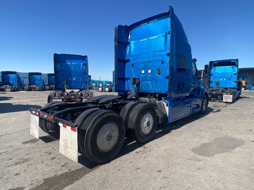 2020 International LT625 LT photo 6
