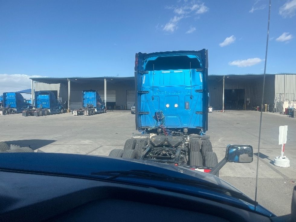 Sleeper Tractor-Heavy Duty Tractors-International-2020-LT625-El Paso-TX-769,322\n\t\tmiles-$ 28,000 - Image 14
