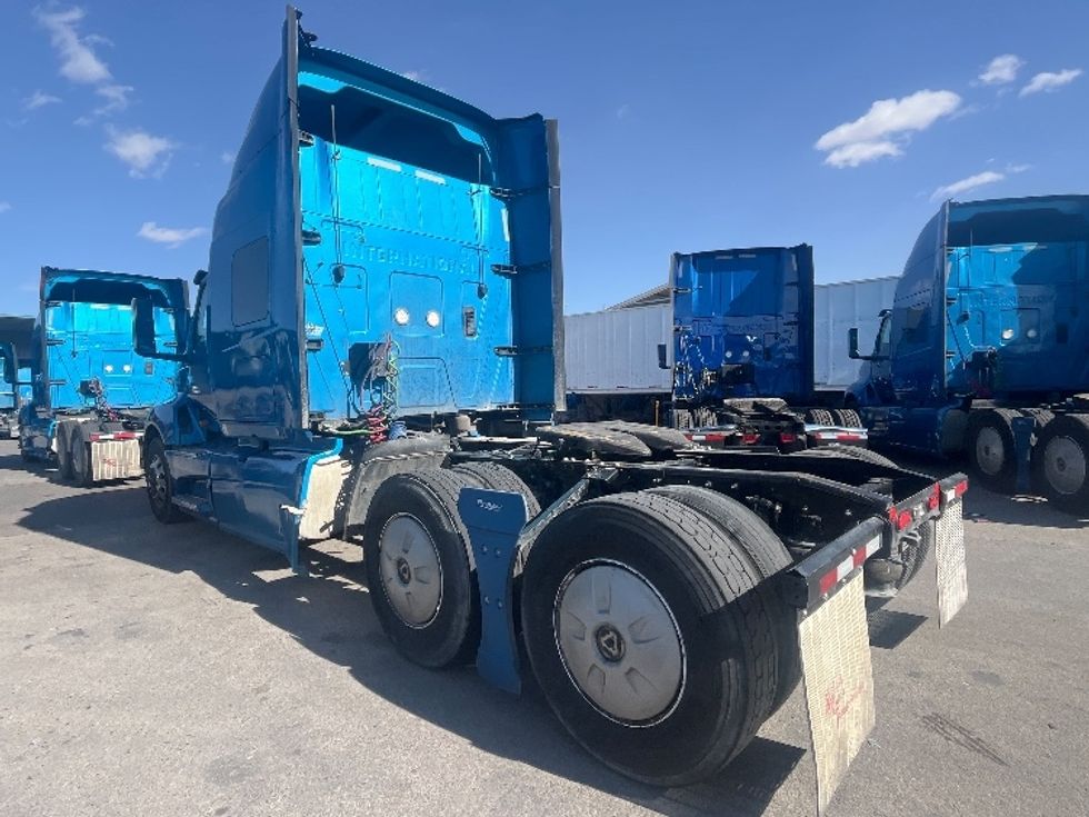 Sleeper Tractor-Heavy Duty Tractors-International-2020-LT625-El Paso-TX-769,322\n\t\tmiles-$ 28,000 - Image 5