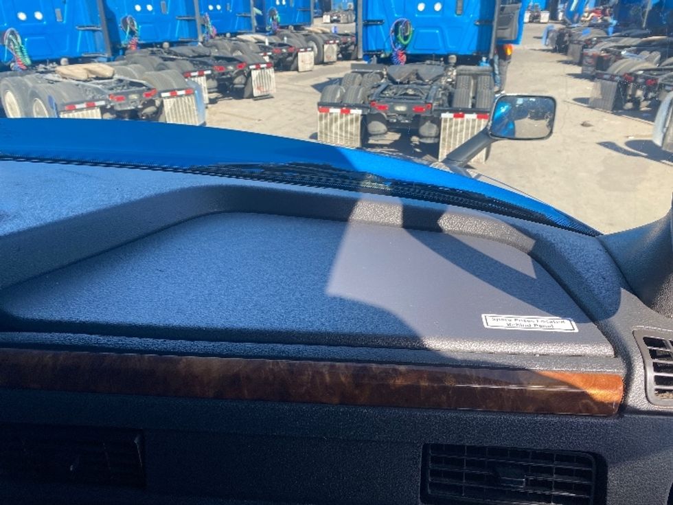 Sleeper Tractor-Heavy Duty Tractors-International-2020-LT625-El Paso-TX-770,619\n\t\tmiles-$ 28,000 - Image 14