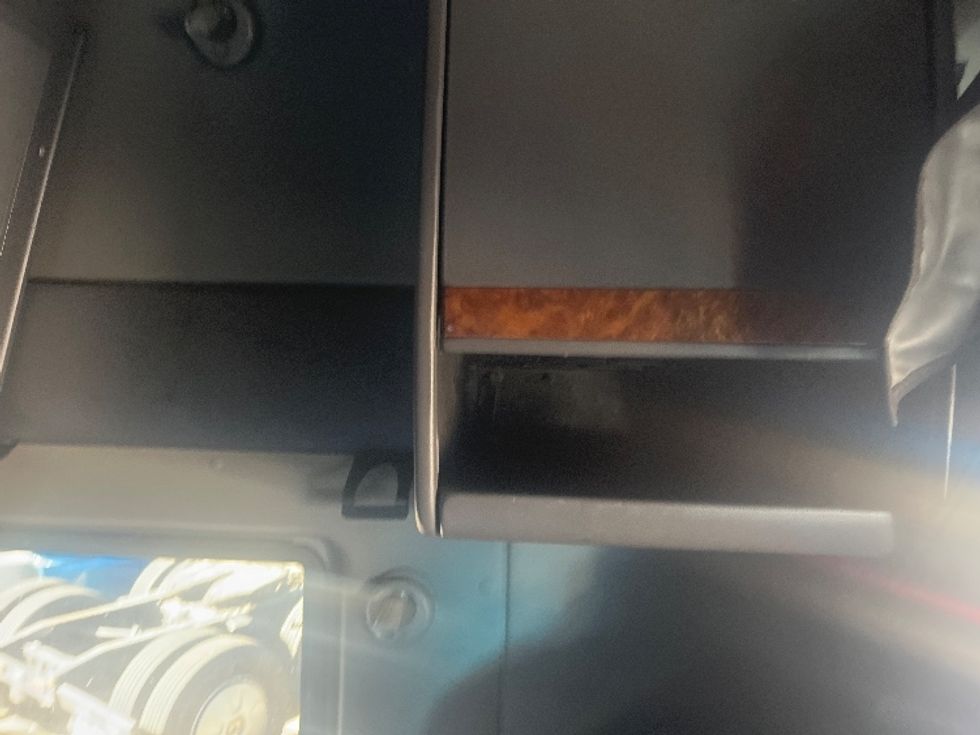 Sleeper Tractor-Heavy Duty Tractors-International-2020-LT625-El Paso-TX-771,024\n\t\tmiles-$ 28,000 - Image 18