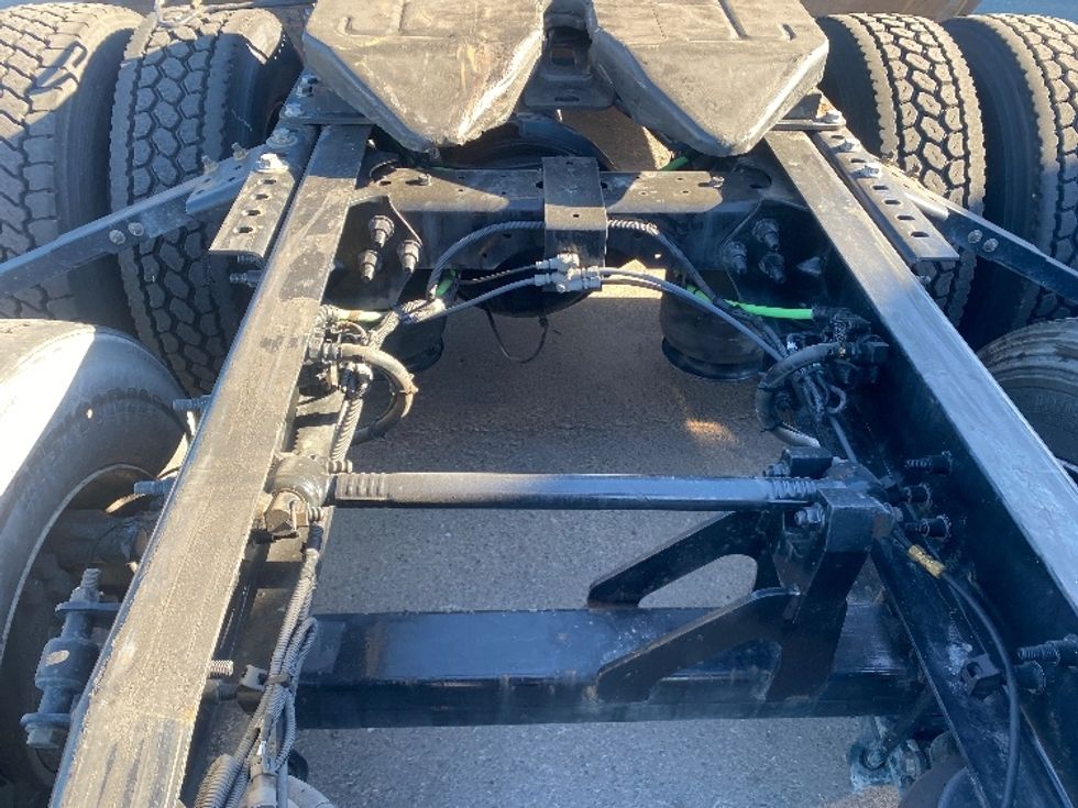 Sleeper Tractor-Heavy Duty Tractors-International-2020-LT625-El Paso-TX-771,123\n\t\tmiles-$ 28,000 - Image 6