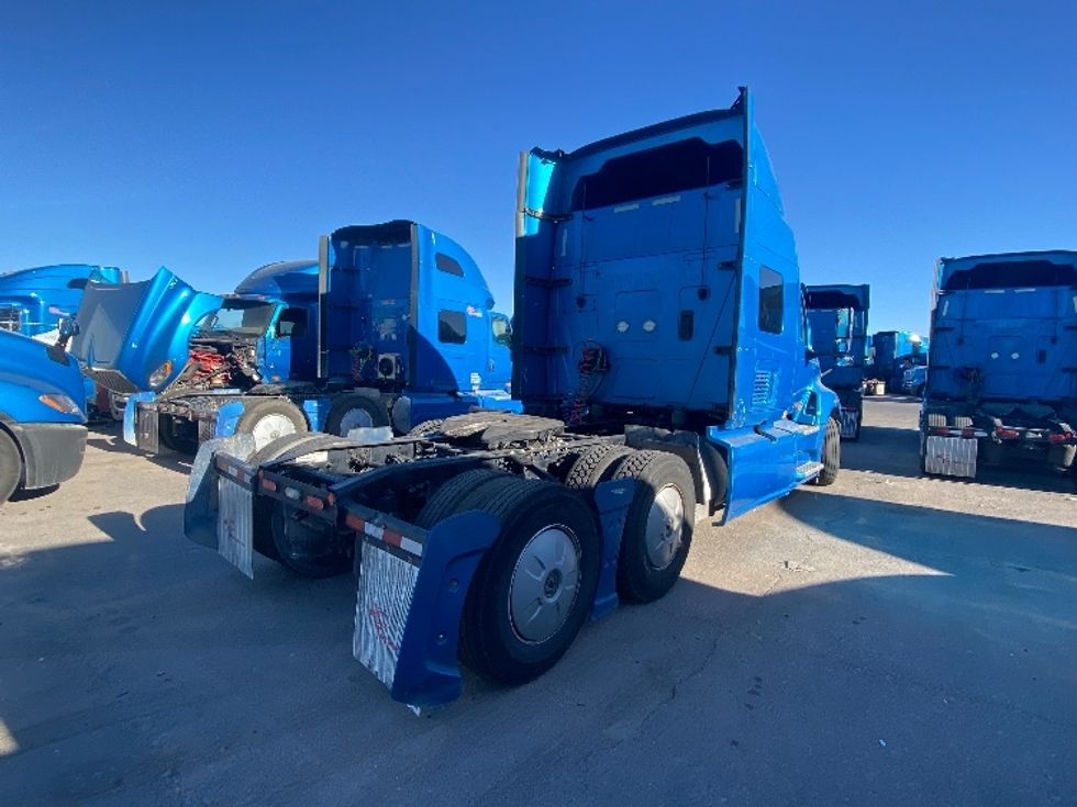 Sleeper Tractor-Heavy Duty Tractors-International-2020-LT625-El Paso-TX-771,123\n\t\tmiles-$ 28,000 - Image 7