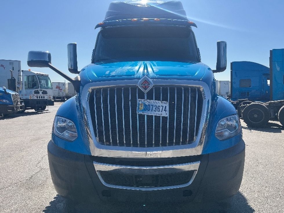 2020 International LT625 LT photo 2