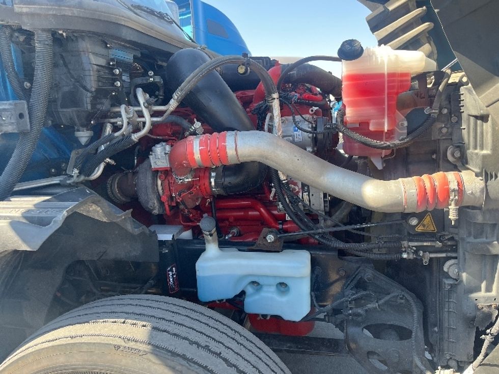 2020 International LT625 LT photo 17