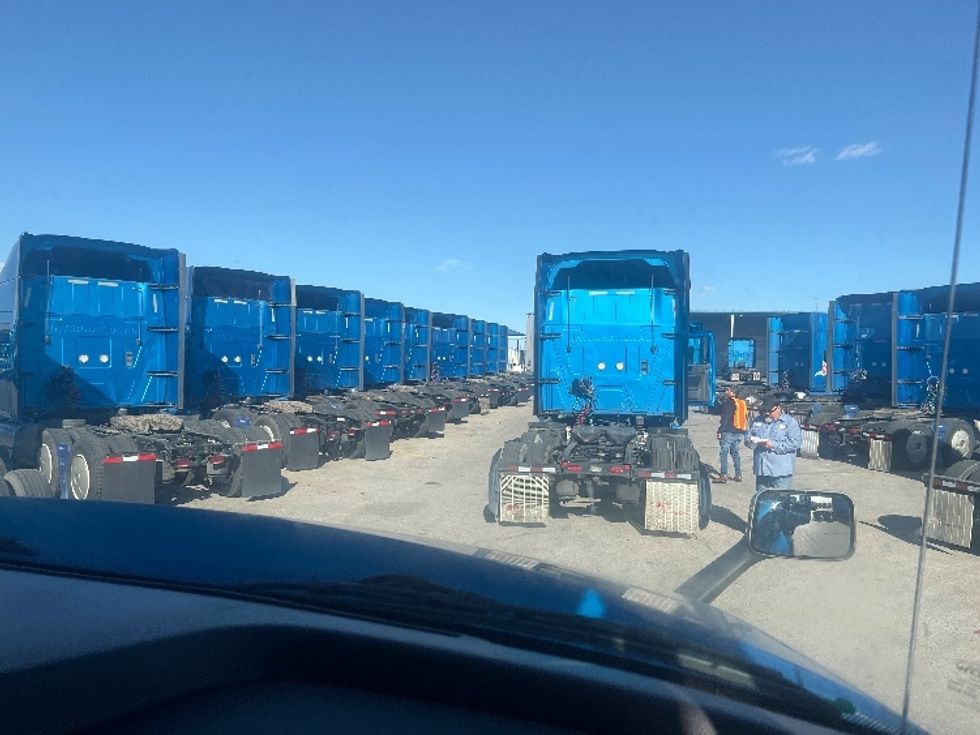 Sleeper Tractor-Heavy Duty Tractors-International-2020-LT625-El Paso-TX-772,904\n\t\tmiles-$ 28,000 - Image 14