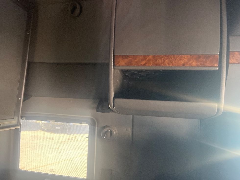 Sleeper Tractor-Heavy Duty Tractors-International-2020-LT625-El Paso-TX-773,232\n\t\tmiles-$ 28,000 - Image 18