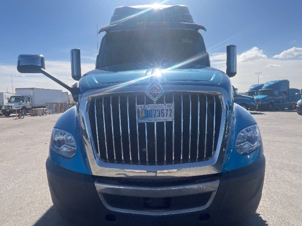 2020 International LT625 LT photo 2