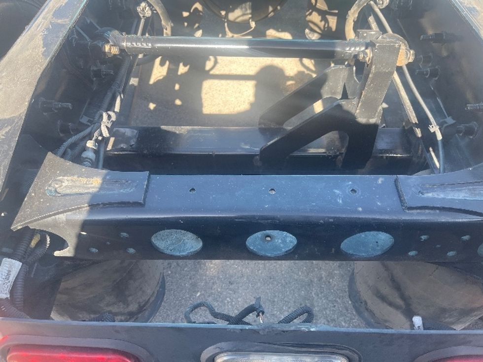 2020 International LT625 LT photo 6