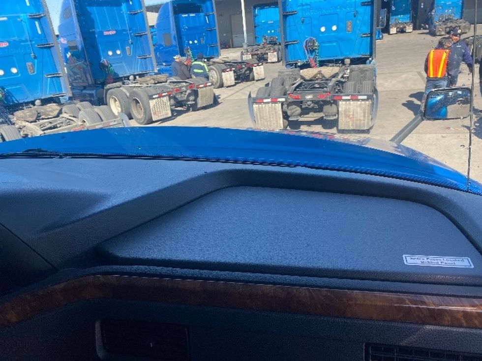 Sleeper Tractor-Heavy Duty Tractors-International-2020-LT625-El Paso-TX-773,925\n\t\tmiles-$ 28,000 - Image 14