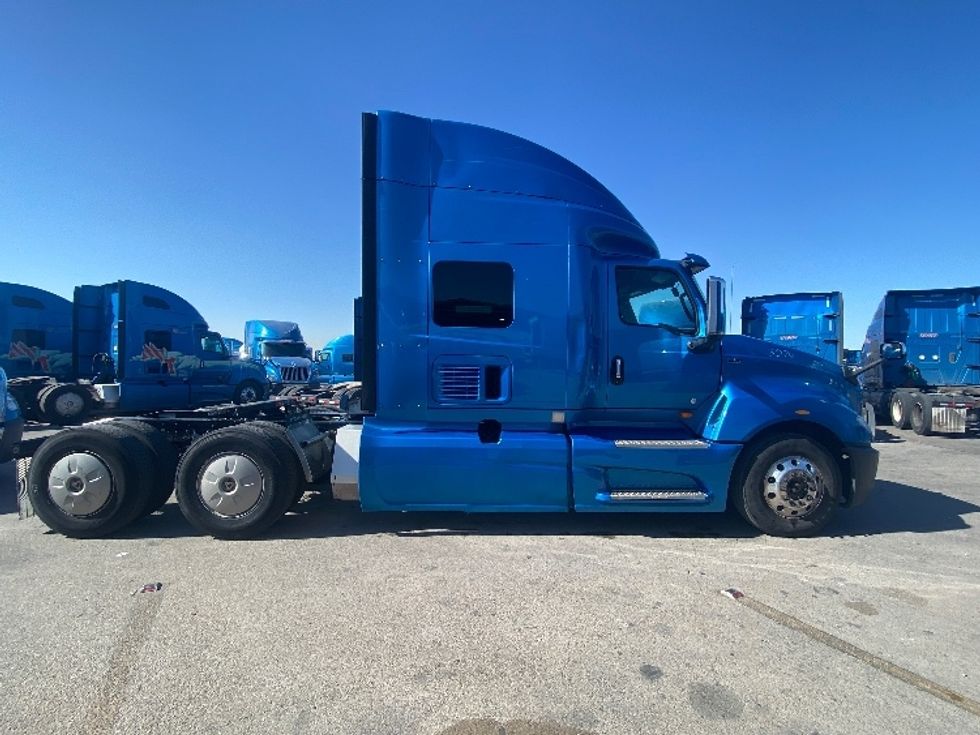 Sleeper Tractor-Heavy Duty Tractors-International-2020-LT625-El Paso-TX-773,925\n\t\tmiles-$ 28,000 - Image 8