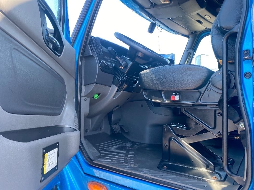 Sleeper Tractor-Heavy Duty Tractors-International-2020-LT625-El Paso-TX-773,925\n\t\tmiles-$ 28,000 - Image 9