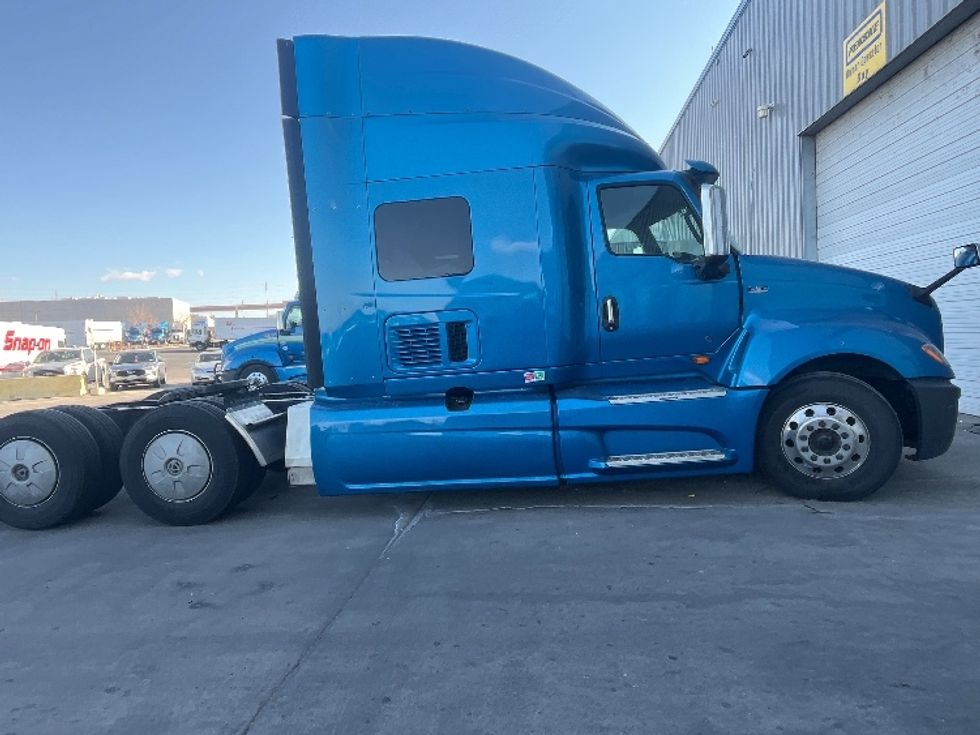 Sleeper Tractor-Heavy Duty Tractors-International-2020-LT625-El Paso-TX-774,006\n\t\tmiles-$ 28,000 - Image 8